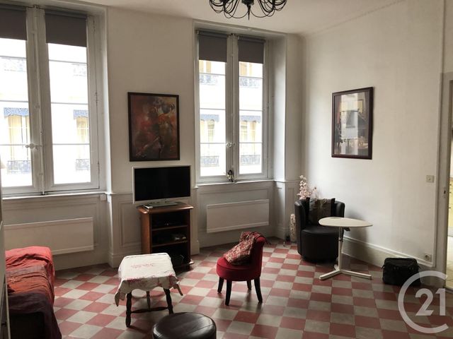  - LYON - 