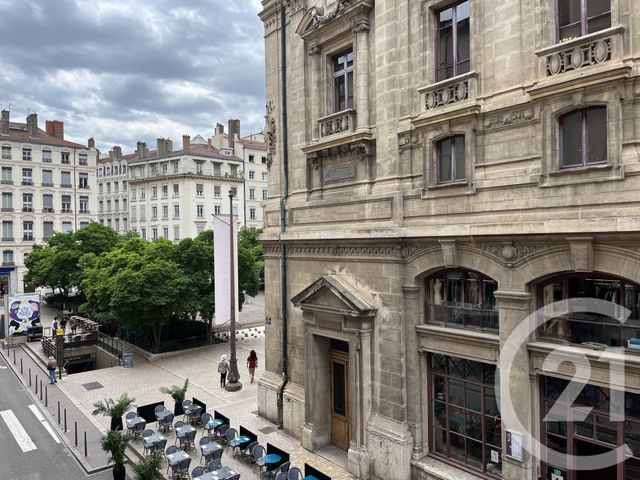Appartement F3 à vendre - 3 pièces - 92,82 m2 - Lyon - 69002 - RHONE-ALPES