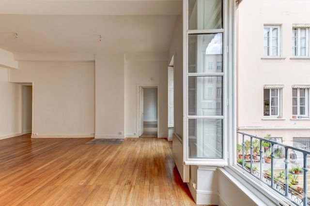 Appartement F3 à vendre - 3 pièces - 107 m2 - Lyon - 69002 - RHONE-ALPES