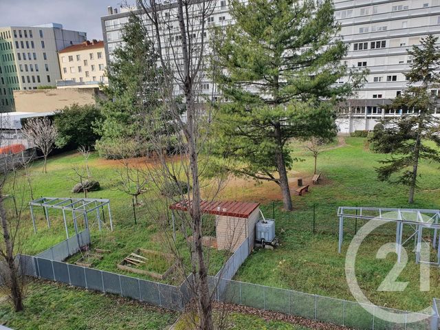 Appartement Studio &agrave; louer - 1 pi&egrave;ce - 21,40 m2 - Lyon - 69007 - RHONE-ALPES