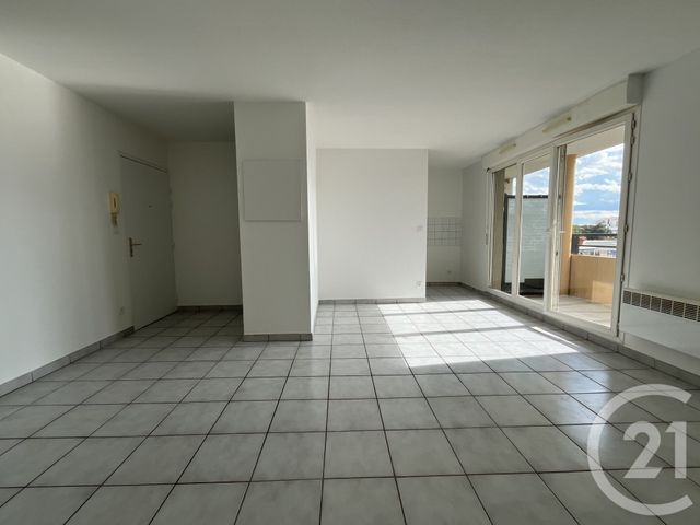 Afficher la photo en grand Appartement F2 à vendre - 2 pièces - 48,75 m2 - Lyon - 69008 - RHONE-ALPES