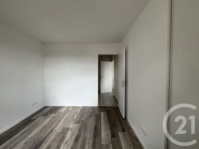 Afficher la photo en grand Appartement F2 à vendre - 2 pièces - 48,75 m2 - Lyon - 69008 - RHONE-ALPES