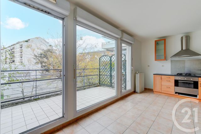 Appartement F3 à vendre - 3 pièces - 69,68 m2 - Lyon - 69008 - RHONE-ALPES