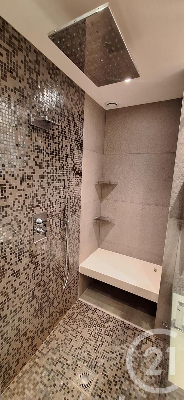 Appartement &agrave; louer - 3 pi&egrave;ces - 100,65 m2 - Lyon - 69001 - RHONE-ALPES