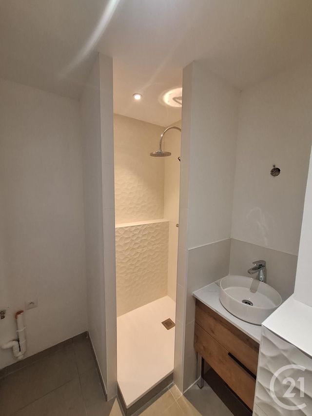 Appartement F2 &agrave; louer - 2 pi&egrave;ces - 47,94 m2 - Lyon - 69007 - RHONE-ALPES